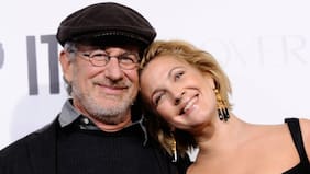 Drew Barrymore prepara una celebración por los 40 años de E.T. junto a Steven Spielberg