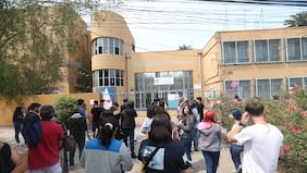 Cambio de horario y de comunas enfurecen a estudiantes en previa a la PSU