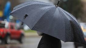 Plebiscito con paraguas: revisa dónde lloverá este fin de semana
