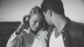 ¿Lo harías? Coquetear con otras personas podría ser bueno para tu relación