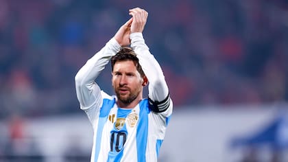 Lionel Messi aparece como “cómplice” en una millonaria demanda contra la AFA