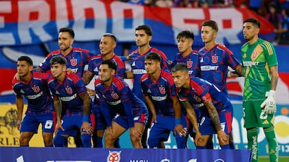 Universidad de Chile habría llamado a ex técnico de La Roja para que asuma la banca azul