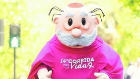 Así es el traje con el que el Dr. Simi corre los 42k