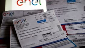 Aplican histórica multa a Enel por cortes de luz en agosto: empresa dice que fue un “evento climático inédito”