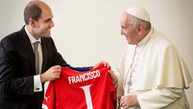 “Le pedí su bendición y que nos ayudara”: Sergio Jadue expuso reveladora charla con el Papa Francisco previa a la Copa América del 2015