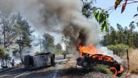 Grave accidente vehicular en Santo Domingo dejó cuatro fallecidos y provocó un incendio forestal