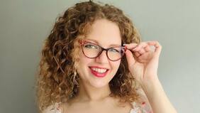 “Para disfrutar este día frío”: rusa de Manos al Fuego encendió las redes con osadas postales