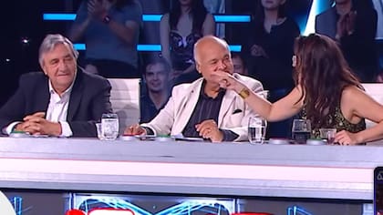 Belén Mora no lo deja pasar y para en seco a Kike Morandé tras abrupta interrupción en Coliseo: reaccionó a reto en pantalla