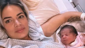 "Estuve hablando con la encargada (de su salón de belleza) hasta en la sala de partos": Sandy Boquita fue madre por segunda vez