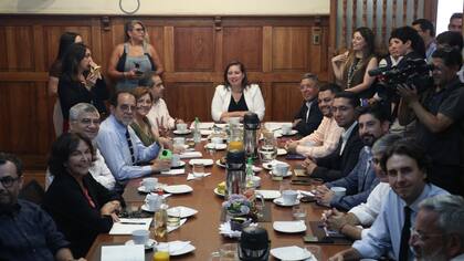 Habrá más de una oposición con Kast: PS, PPD y Radicales se unen a la DC y se alejan del Frente Amplio y el PC