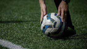 Dramática denuncia contra figura del fútbol chileno: mujer lo acusa de no reconocer a su hijo