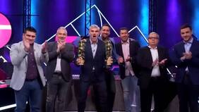 Peloteros de Todos Somos Técnicos celebran “bicampeonato” en el Copihue de Oro: “Somos un gran equipo”