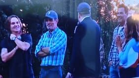 Aparición de Cristián de la Fuente en festejos de José Antonio Kast no pasó inadvertida: generó lluvia de reacciones