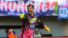 Peric cerró la loca semana de los arqueros con "cuasi" charchazo