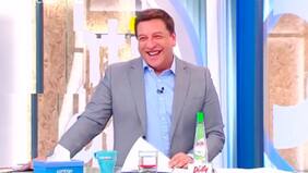 "Gracias a todos ustedes por transformar algo que pudo ser malo en algo catártico y hermoso...": Julio César Rodríguez tras el "conch..." en pantalla, ahora musicalizado por recopilador de memes