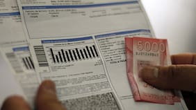 Cuánto bajarán las cuentas de luz: Gobierno revela monto y fechas de devolución de cobros en exceso