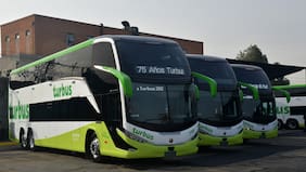 Alertan por posible gran alza en pasajes de buses ante cambios en el precio de combustibles