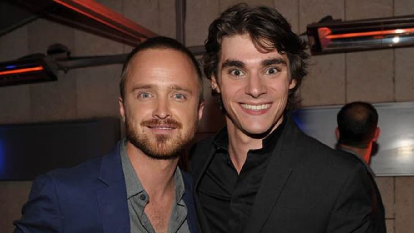 “Estoy desconsolado”: Aaron Paul lamentó la muerte de RJ Mitte, su compañero en Breaking Bad