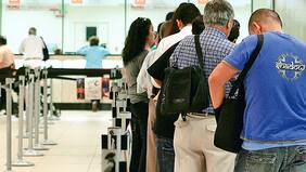 Chilenos denuncian más a los pillos, pero se hacen los lesos cuando ellos son los beneficiados