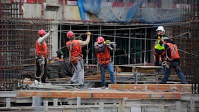 ¿Qué significa que un accidente laboral sea a causa o con ocasión del trabajo?