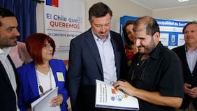 Gobierno entrega guía de orientación en Braille para persona no videntes