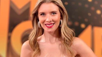 El nuevo romance que le atribuyen a Carla Jara: supuesto pinche es rostro televisivo y 10 años menor