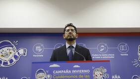 Diputado UDI dispara contra autoridades de Salud: “No necesitamos alumnos en práctica, necesitamos gente experta”