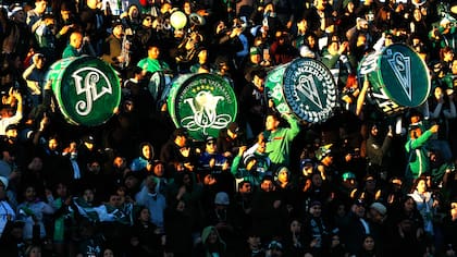 Dictan presidio perpetuo a barristas de Santiago Wanderers que mataron a hinchas de Colo Colo