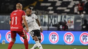 Exentrenador de Colo Colo le da duro a Arturo Vidal: “Fue lo más bajo del equipo, lo vi muy desordenado”