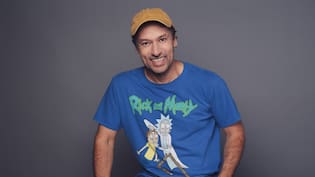Andrés Velasco presentó a su nueva pareja 15 años menor: es una conocida dj