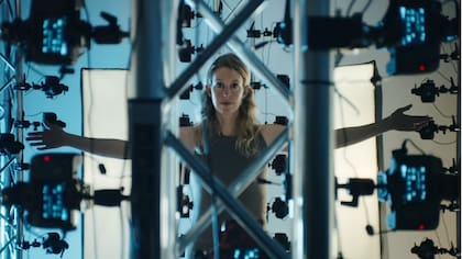 Elizabeth Holmes insiste en su inocencia en el tráiler de You Can See Everything, el esperado documental de A24