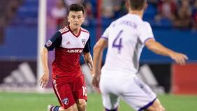 FC Dallas niega posible llegada de Pablo Aránguiz a la "U"
