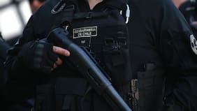 16 detenidos dejó operativo contra tráfico de drogas y elementos ilícitos en cárcel de Illapel: hay gendarmes arrestados