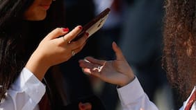 “Urgente” y “primordial”: anuncian proyecto de ley para prohibir uso de redes sociales en menores de 16 años en Chile