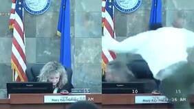 Insólito: reo atacó a jueza que le negó la libertad condicional en Estados Unidos