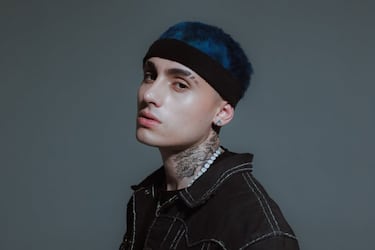 Las reggaetoneras aventuras de Benja Valencia: el revival del reggaetón old school, abrir Lollapalooza 2026 y lesionarse la mano por andar peleando corte Street Fighter