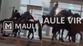 Imágenes fuertes: repudio por brutal pelea de hombres a caballo en frontis de Subcomisaría en Longaví