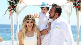 El precioso matrimonio playero de Carla Jara y Francisco Kaminski en 20 fotos