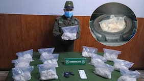 Conducción temeraria y fuerte olor alertó a Carabineros: pillan a chofer que ocultaba cocaína en rueda de repuesto