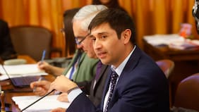 “Lo preocupante sería que un político no tenga deudas”: Diputado Calisto por deuda de $12 millones con el TAG