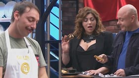 "No sea estafador. Nos quería estafar...", bromean los jueces de MasterChef al descubrir que las empanadas de Rodrigo "Gallina" estaban quemadas por abajo