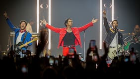 Jonas Brothers en el Movistar Arena: euforia total para una maquinaria pop que entendió perfectamente a su público
