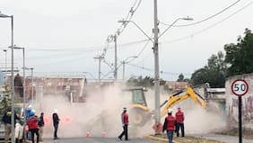 Presidente Piñera asiste a demolición de muros en La Legua
