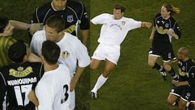 Huaiquipán fue la figura: recordando el partido entre Colo Colo vs. Leeds United