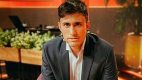 El único chileno que va al mundial: Roberto Cox viaja rumbo a Qatar para cubrir la copa del mundo