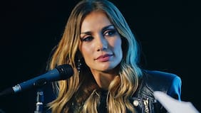 Degenerado le mandó fotos explícitas, a cara descubierta, con nombre y RUT a Carolina de Moras