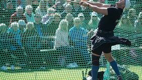 Hombre murió tras ser golpeado en la cabeza por un martillo: habría sido lanzado en medio de un evento deportivo