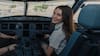 Una aerolínea busca impulsar la participación femenina en la aviación comercial