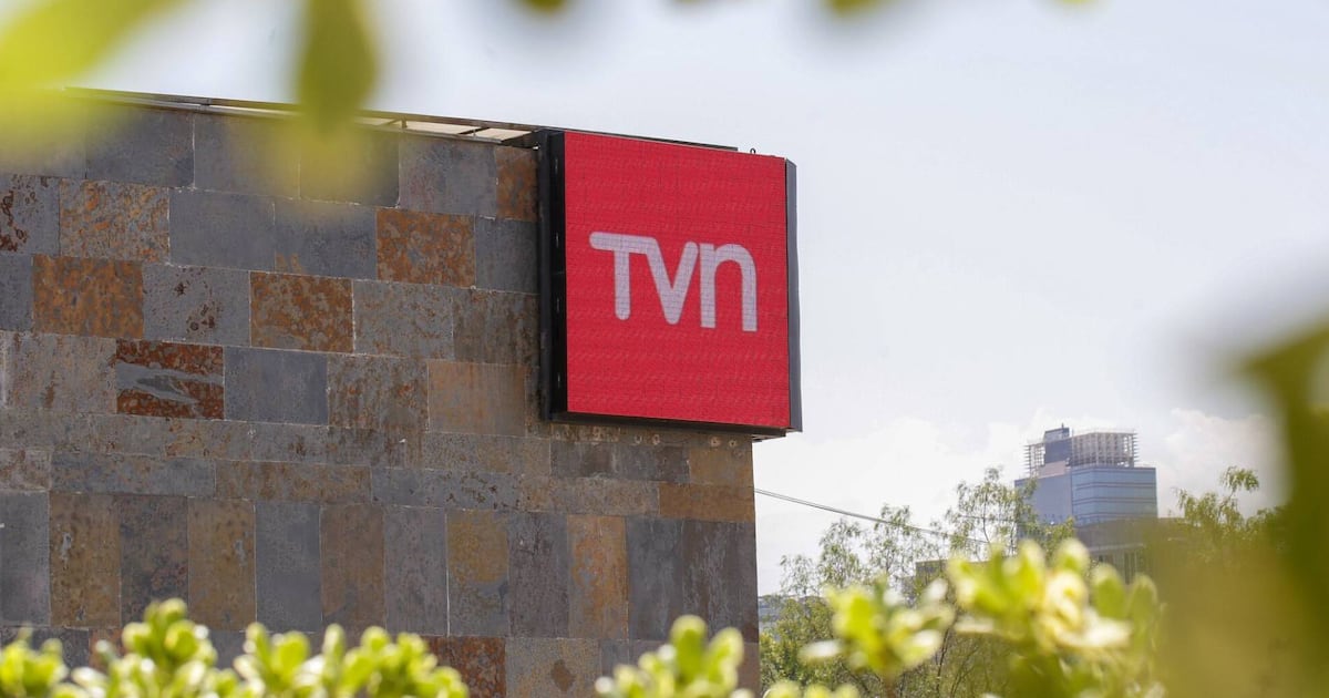 Despiden sorpresivamente a panelista estrella de "El Mediodía" de TVN