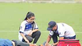 Naval prepara su regreso a la vida con la primer paramédico entre machotes